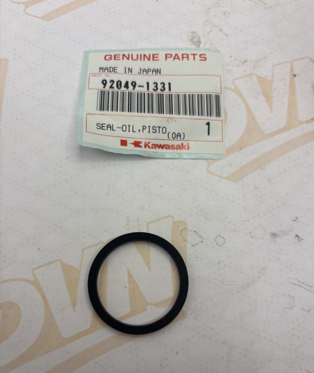NOS KAWASAKI KX125 KX250 KX500 PISTON OIL SEAL pART# 92049-1331
