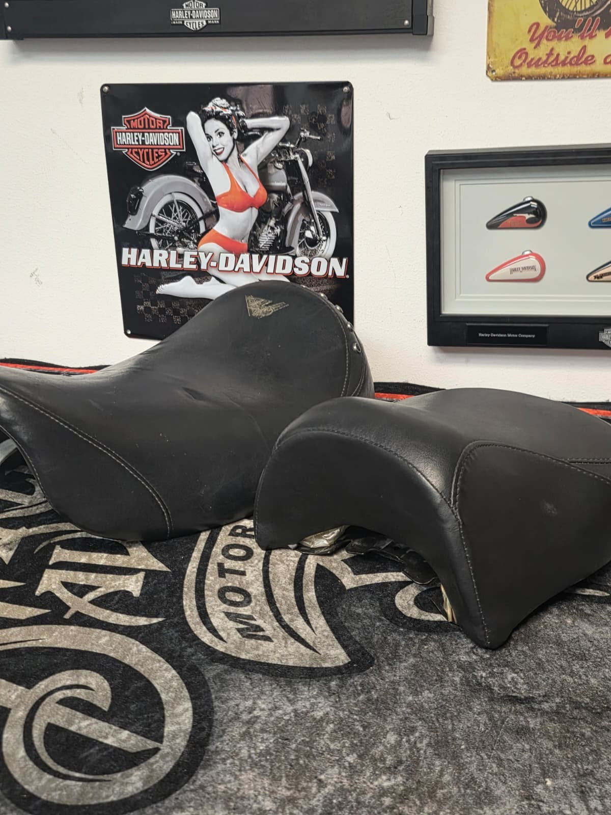 97-07 Harley DAVIDON TOURING MODELS FLHR ROAD KING PASSANGER AND DRIVER SEAT
