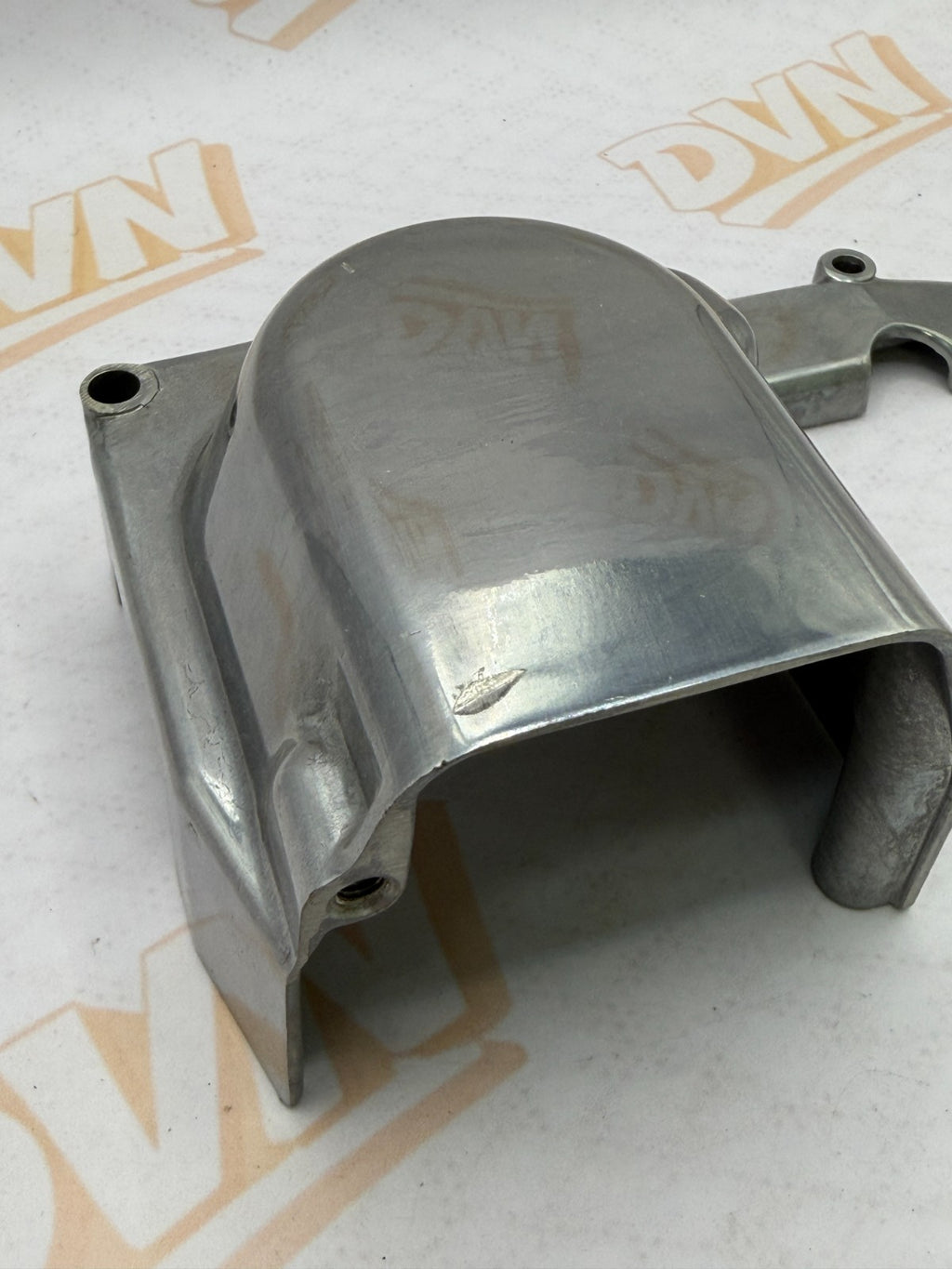 NOS Suzuki GT750 Engine Oil Pump Cover  1972- 1977 11411-31002