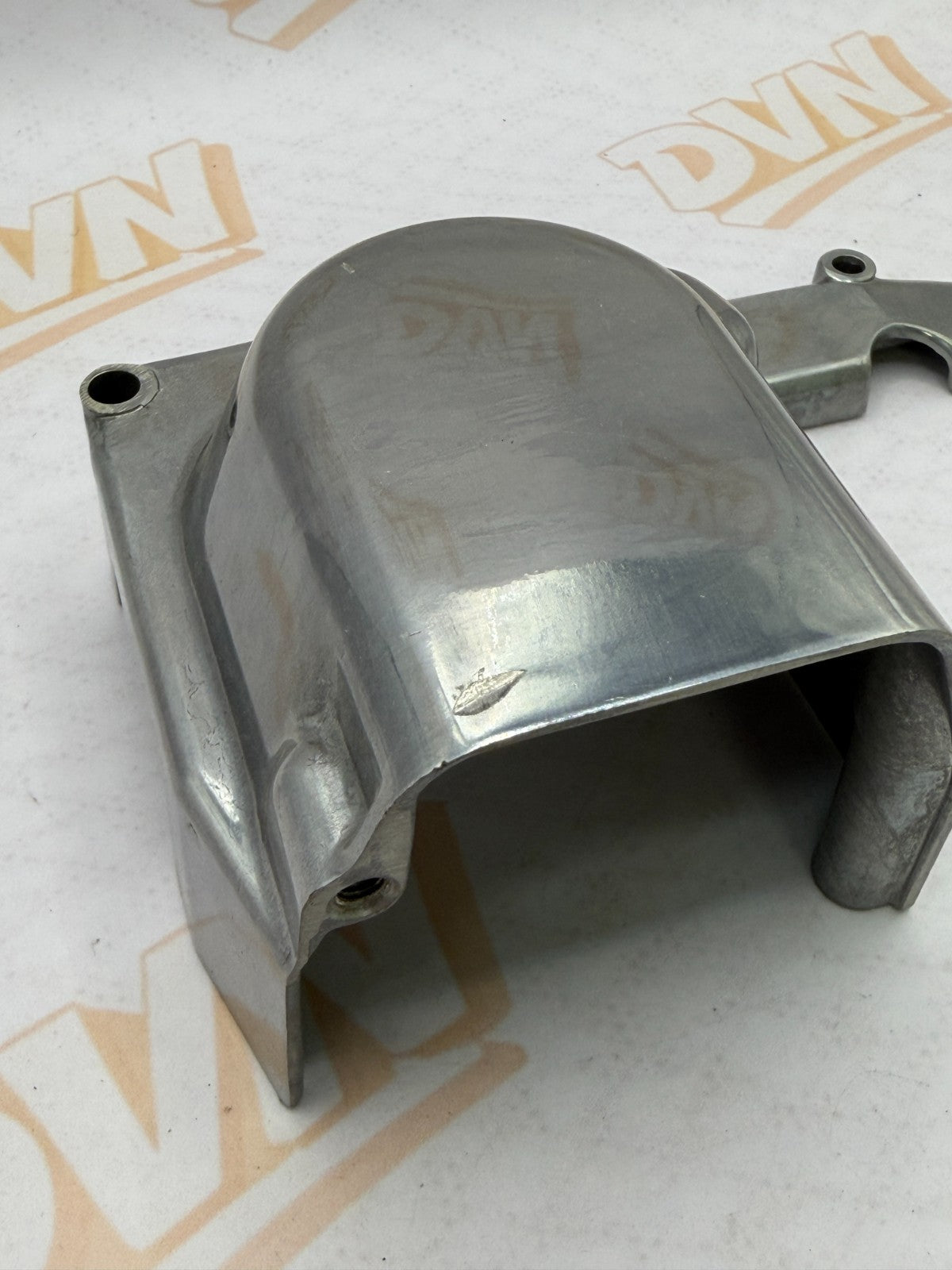 NOS Suzuki GT750 Engine Oil Pump Cover  1972- 1977 11411-31002