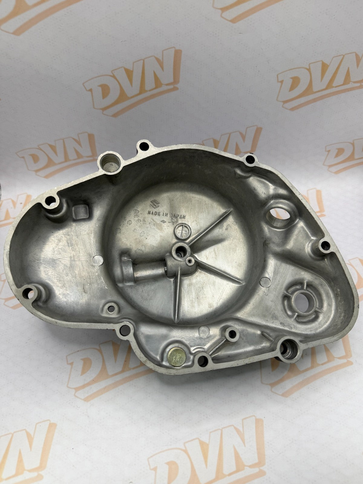 NOS 1975 Suzuki TC125 OEM Clutch Cover Engine Side Cover Assy 11300-28860