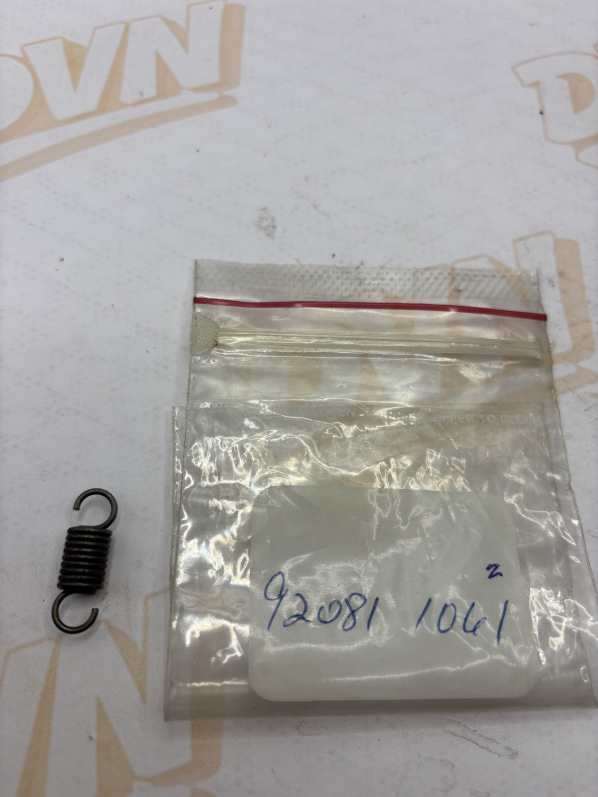 NOS Kawasaki Gear Change Lever Spring KX125 KDX175 92081-1061