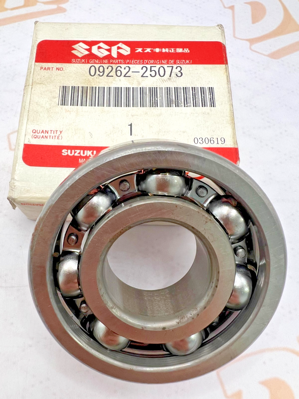 SUZUKI OEM NOS  BEARING 09262-25073