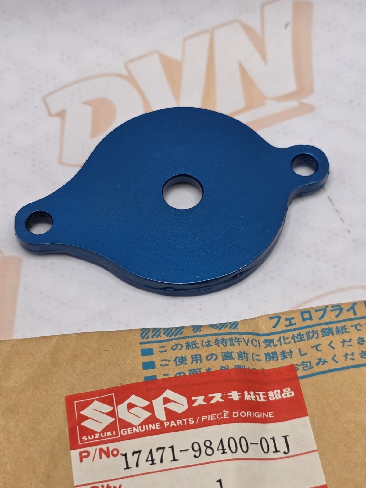 NEW OEM SUZUKI OUTBOARD 17471-98400-01J  Cover, Pump Case