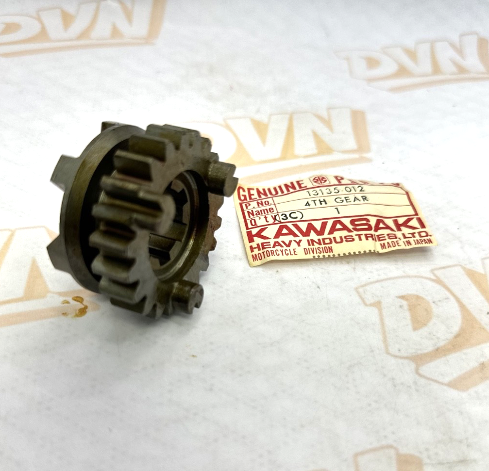 KAWASAKI F6 125 F7 175 NOS Output 4TH Gear 13135-012