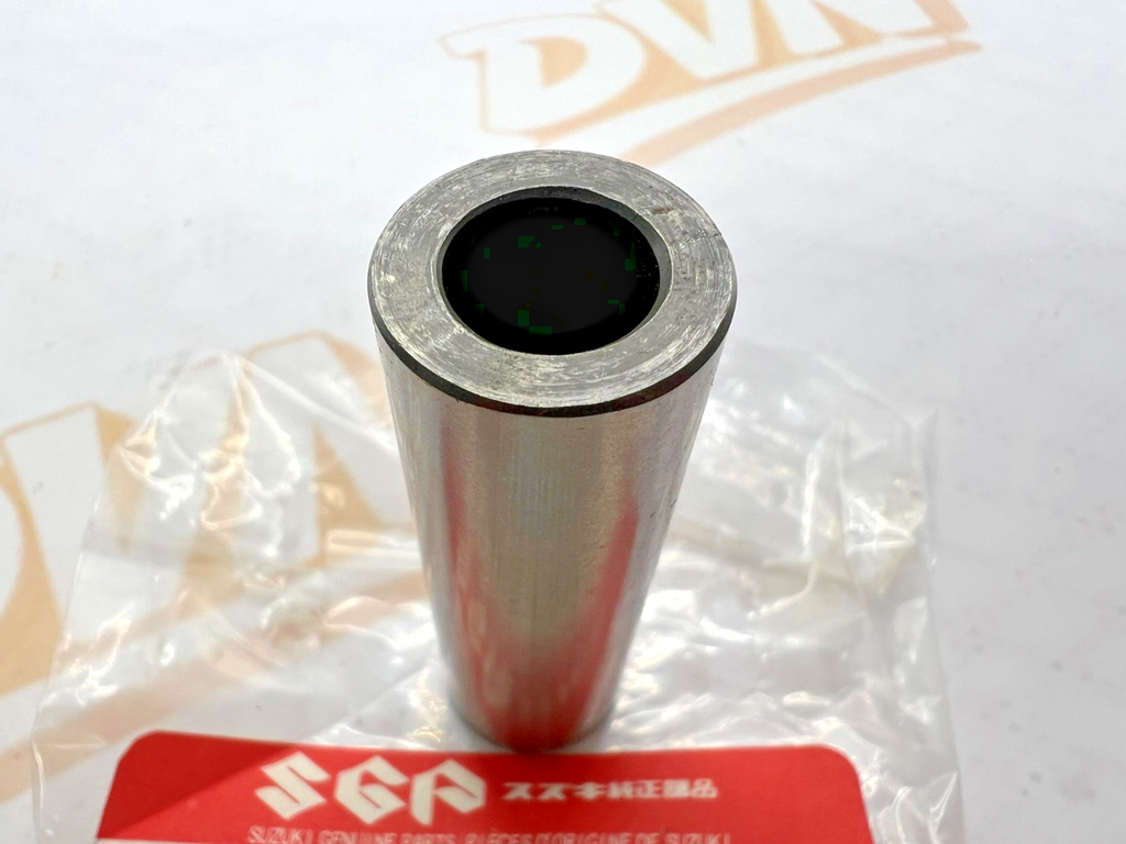 SUZUKI NOS OEM SUSPENSION SPACER | 52455-43B00