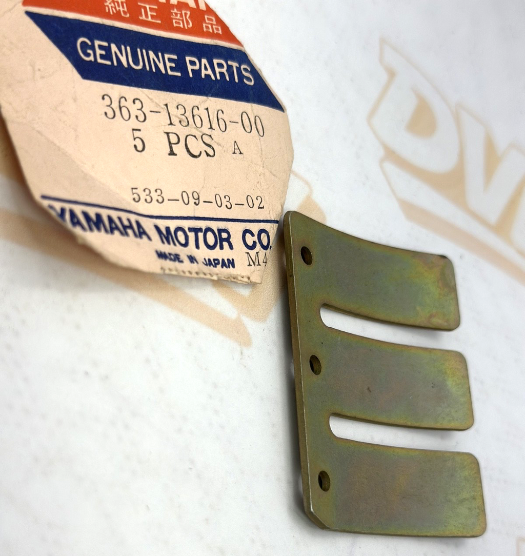 NEW OEM Yamaha 1973-78 YZ MX DT SC IT Reed Valve Stopper # 363-13616-00
