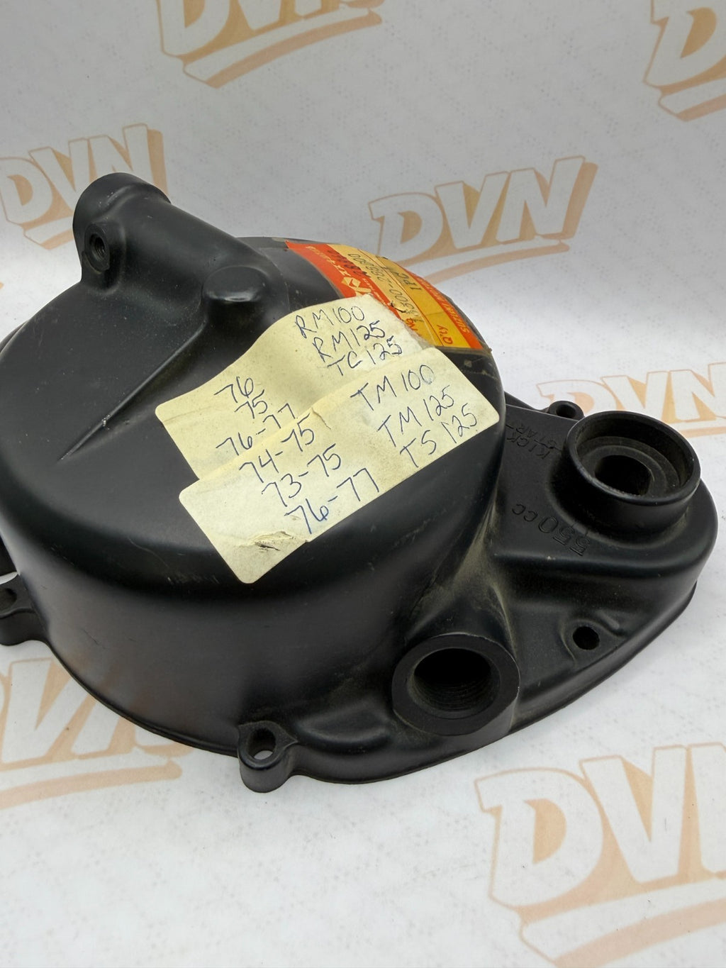 NOS 1975 Suzuki TC125 OEM Clutch Cover Engine Side Cover Assy 11300-28860