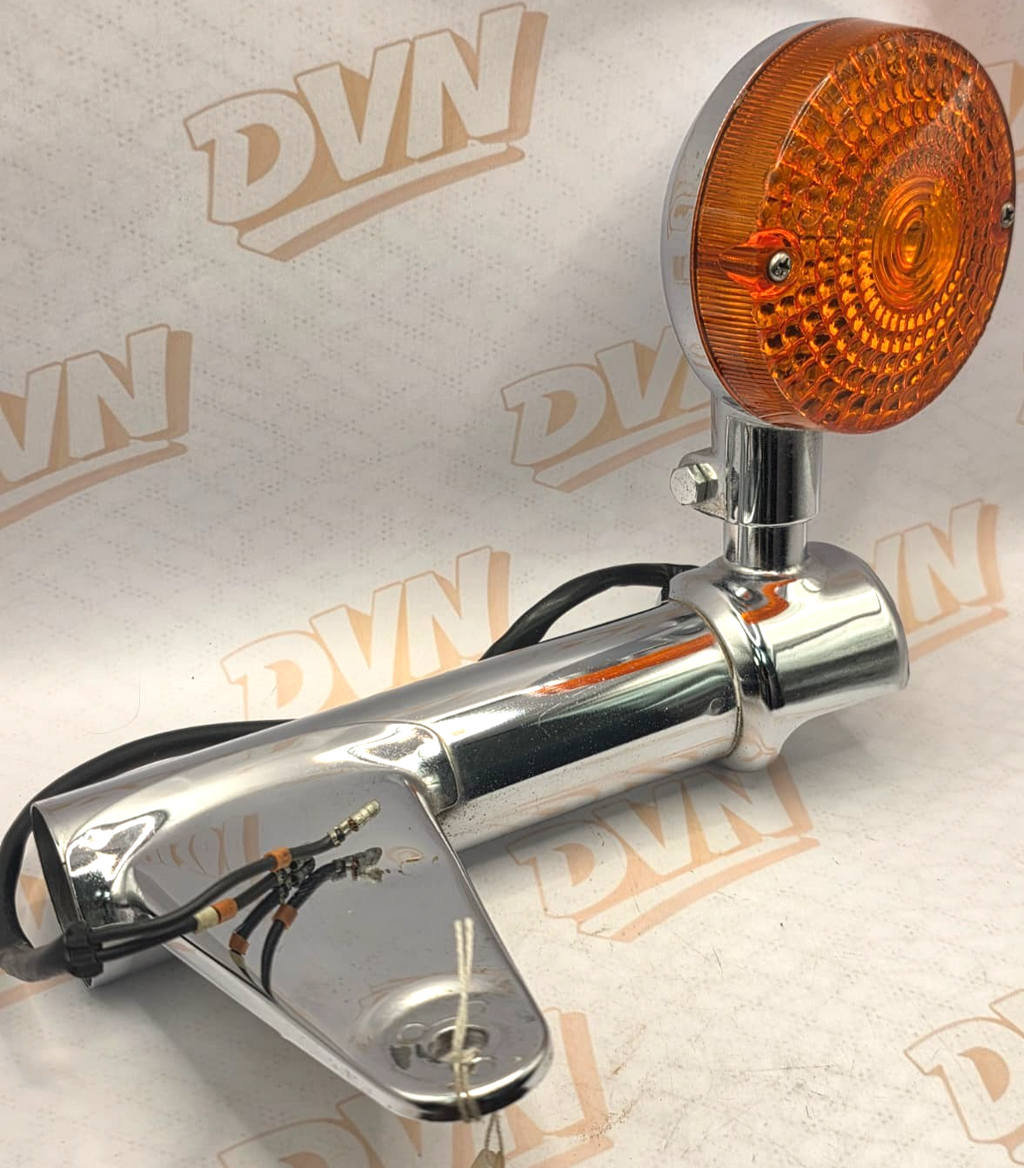 HONDA CB900C 1981 LEFT TURN SIGNAL WITH FORK COVER 33400-461-679 51606461770