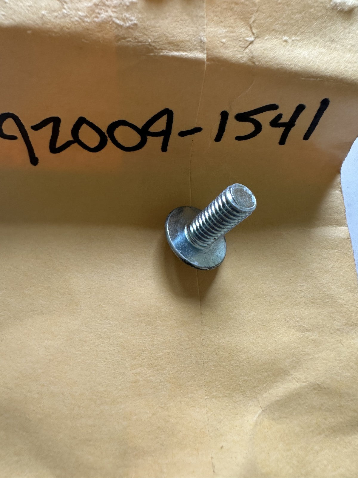 Kawasaki OEM 92009-1541 Screw