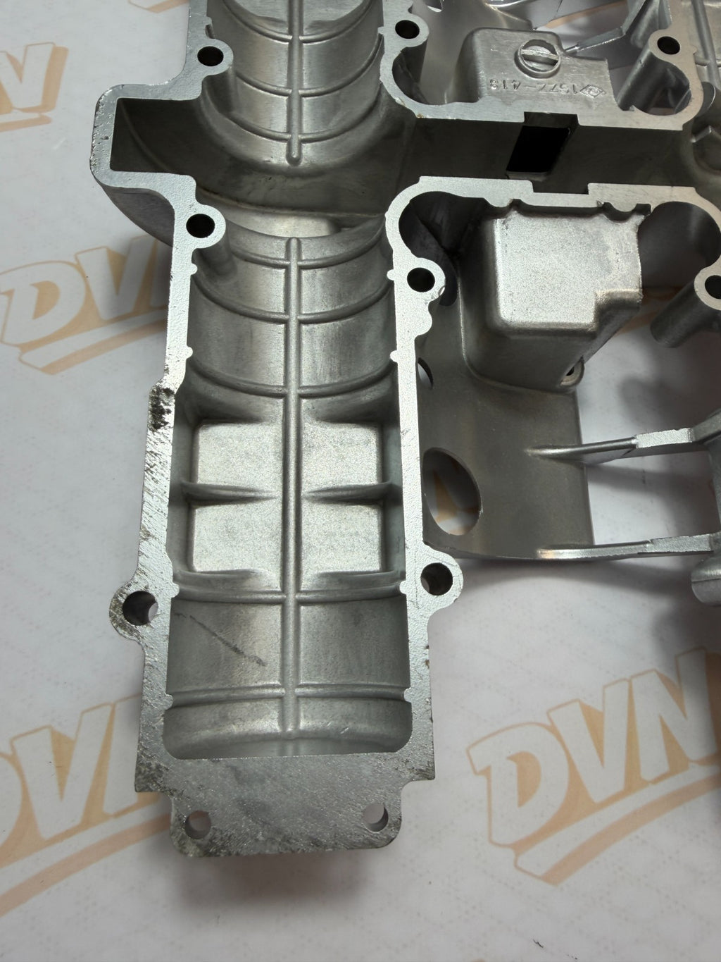 NOS Genuine Suzuki GS650 Cylinder Head Cover Valve Cover 11171-34200 OEM