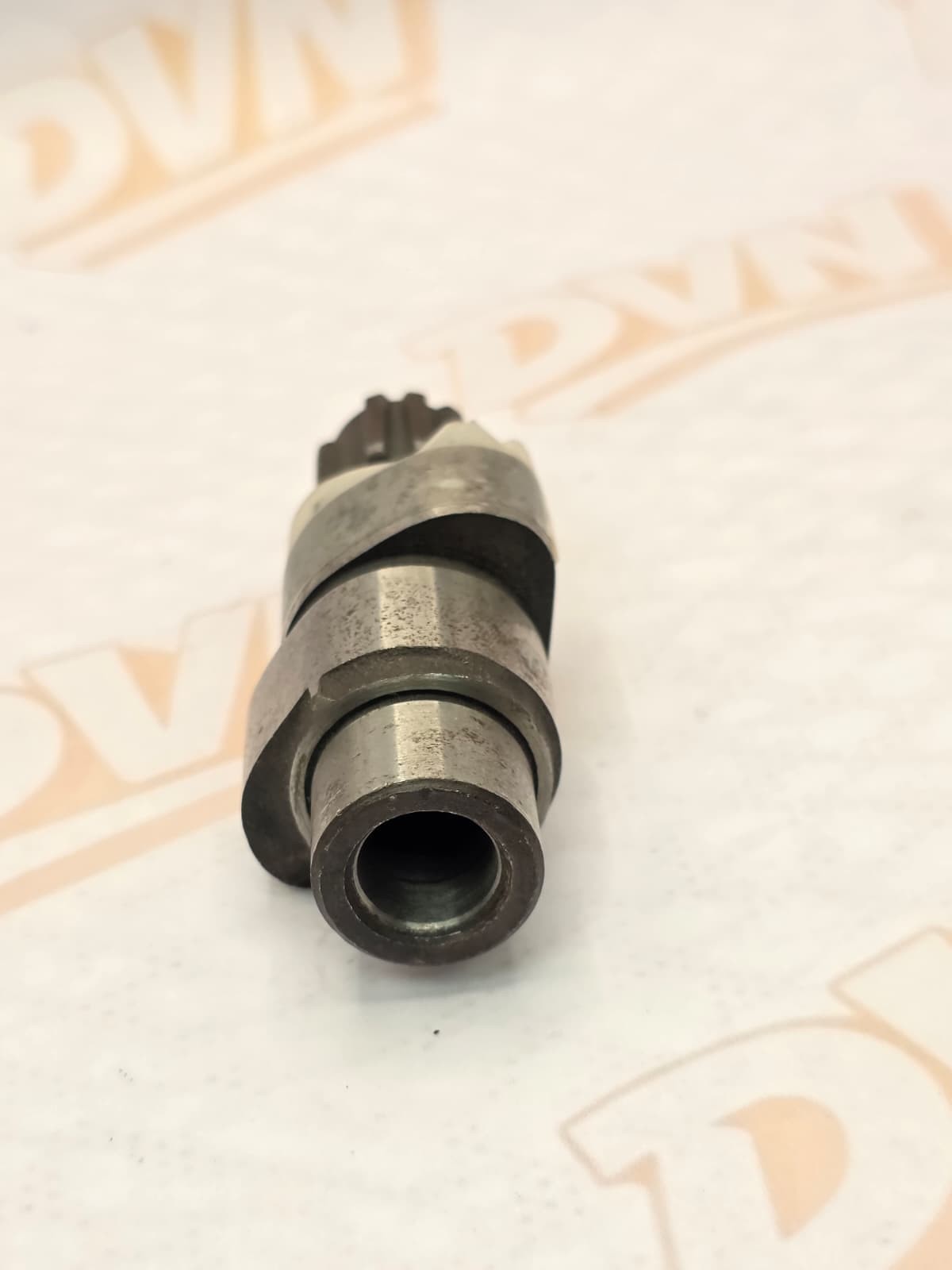 NOS Honda CB72/CB77 (1961–1967) right camshaft 14111-268-030 Genuine OEM