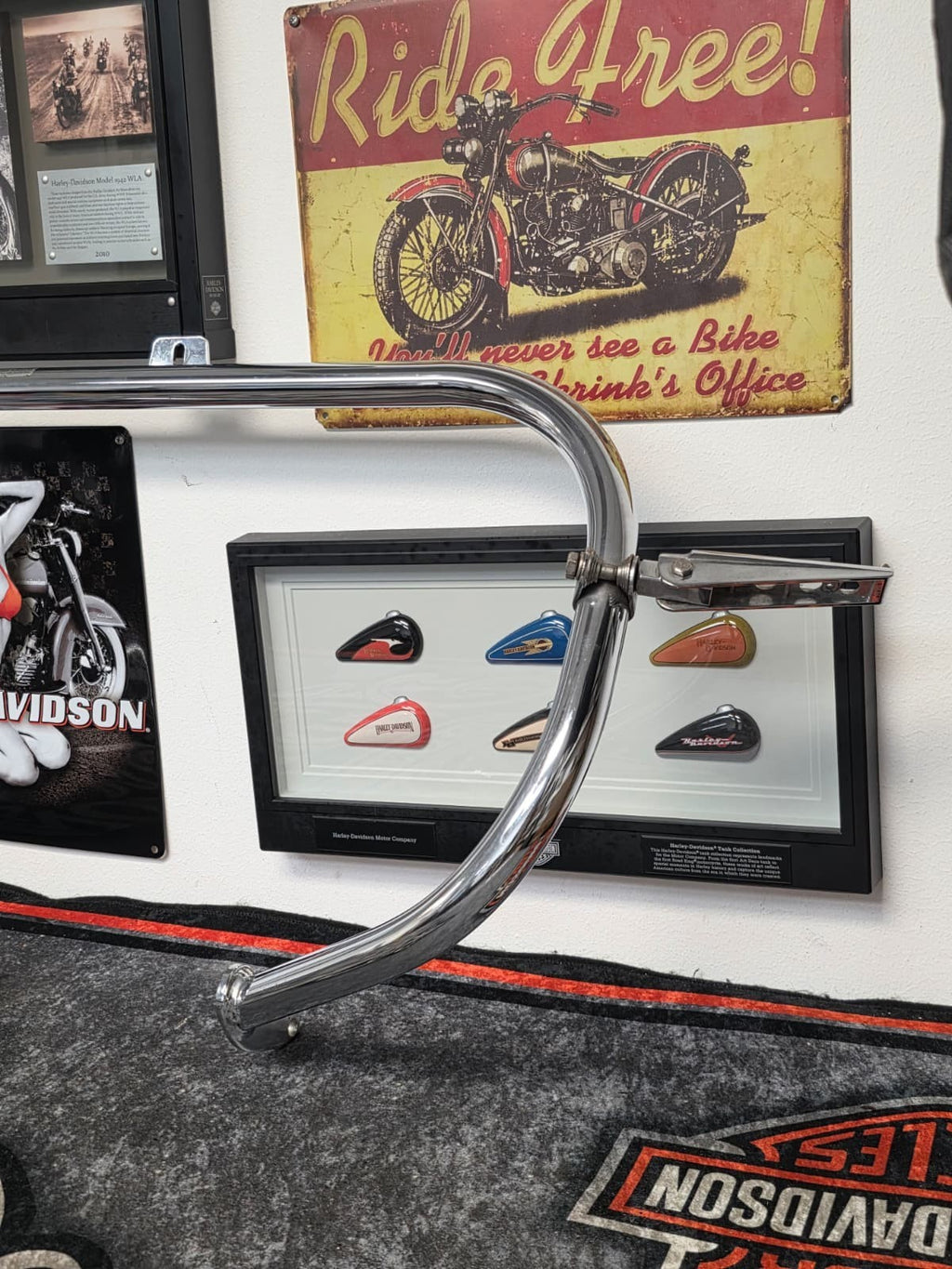 2000-03 Harley Softail Engine Guard Crash Cage Bar CHROME