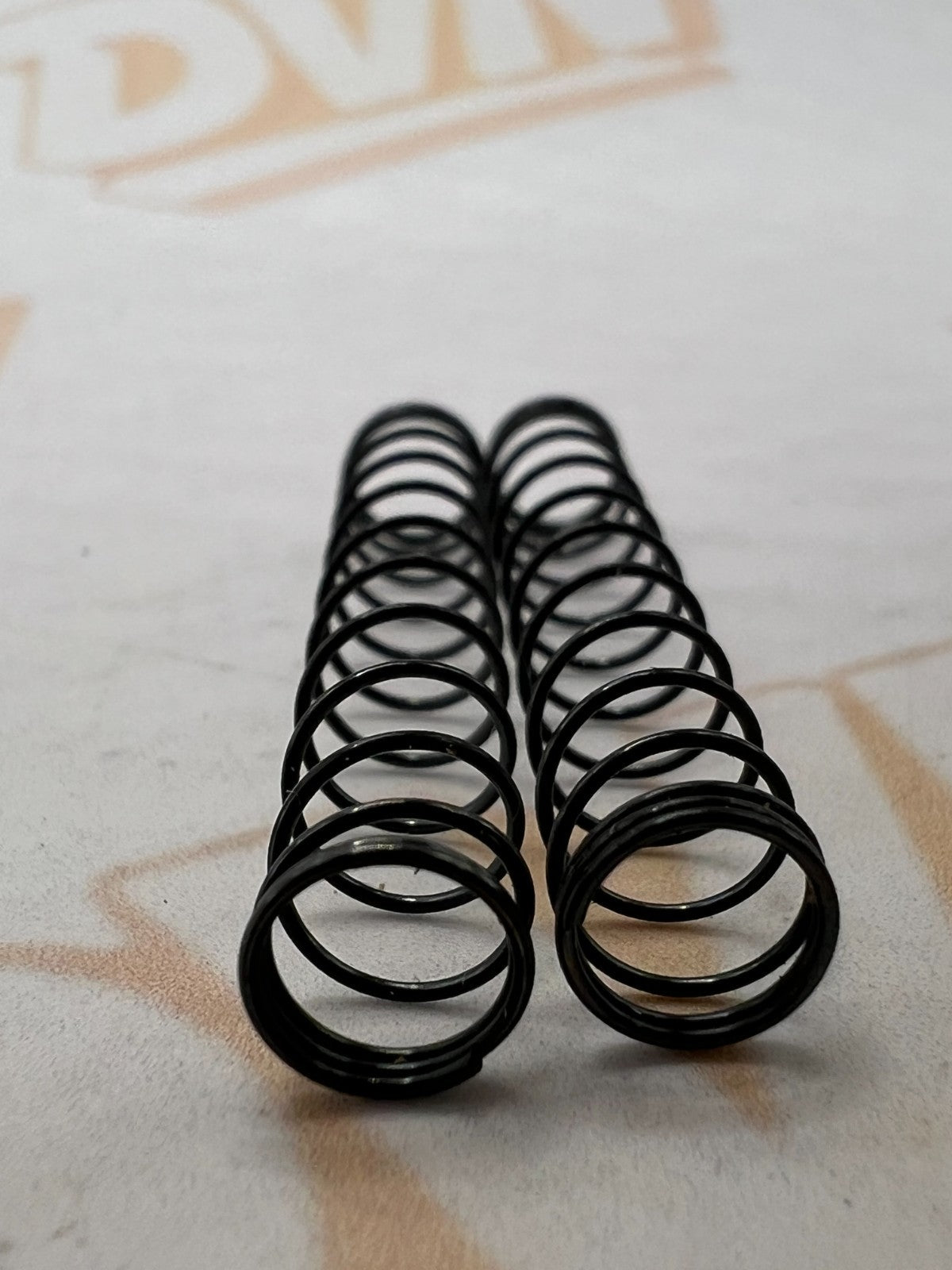 2 NOS Genuine Suzuki GT Triple GT750 GT550 GT380 Brush Spring Parts 31635-55012