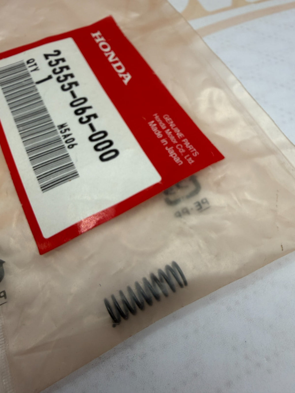 NOS Honda ATC70 C70 CL70 CT70 SL70 TRX70 XR70 Z50 Oil Guide Spring 25555-065-000