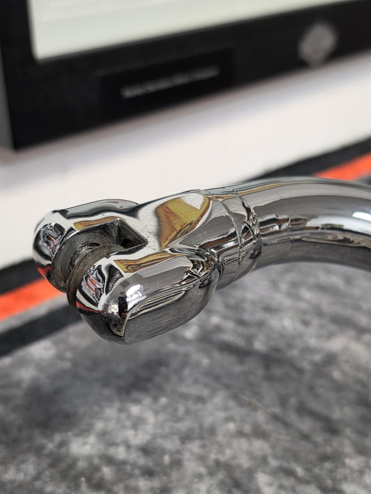CHROME Adj Mustache Bar for Harley SOFTAIL ,'91-'12 Dynas FXD FXDL FXDC 7503
