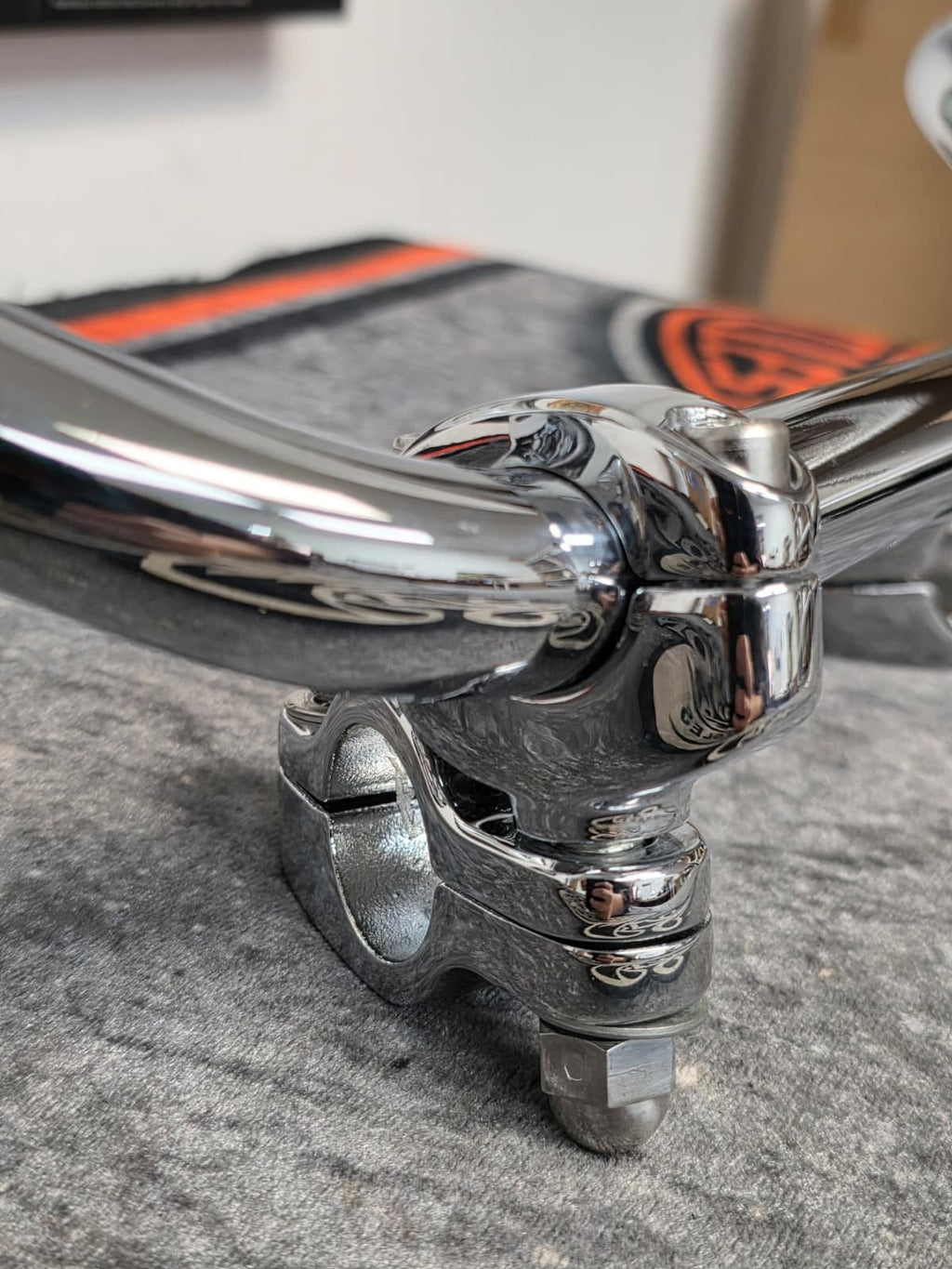 CHROME Adj Mustache Bar for Harley SOFTAIL ,'91-'12 Dynas FXD FXDL FXDC 7503