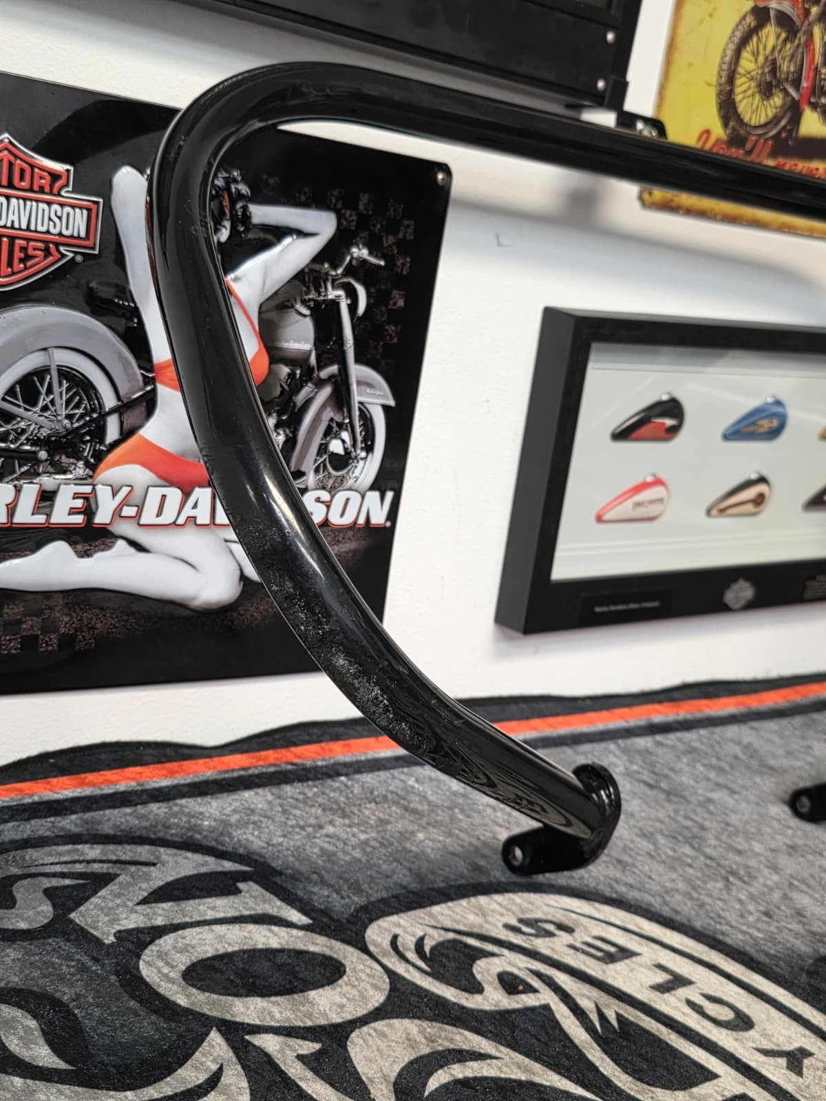 00-2003 Harley Softail Engine Guard Crash Cage Bar BLACK