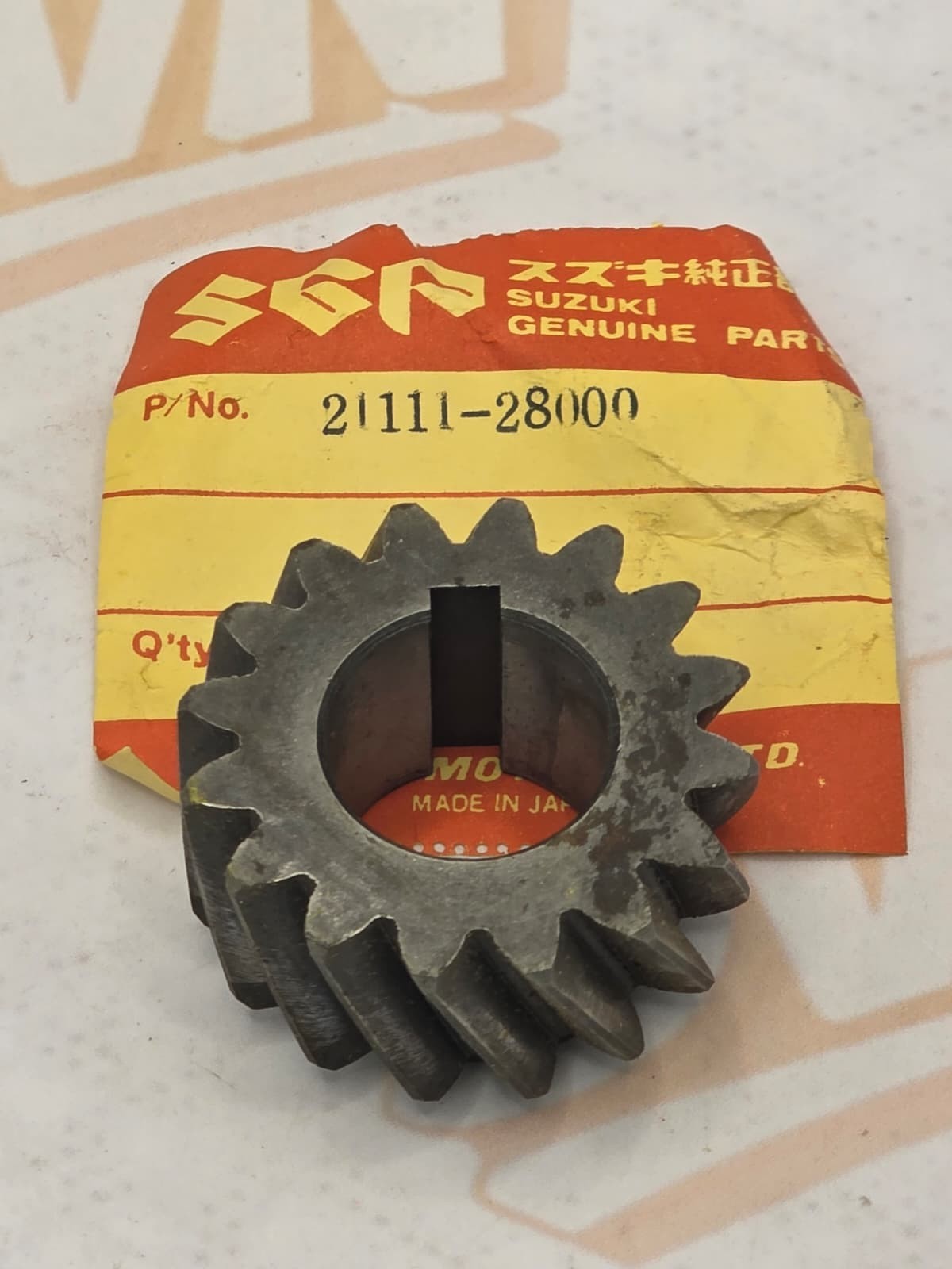 NOS OEM Suzuki Primary Drive Gear 1971-1984 TM125 RV125 TC125 TS125 21111-28000