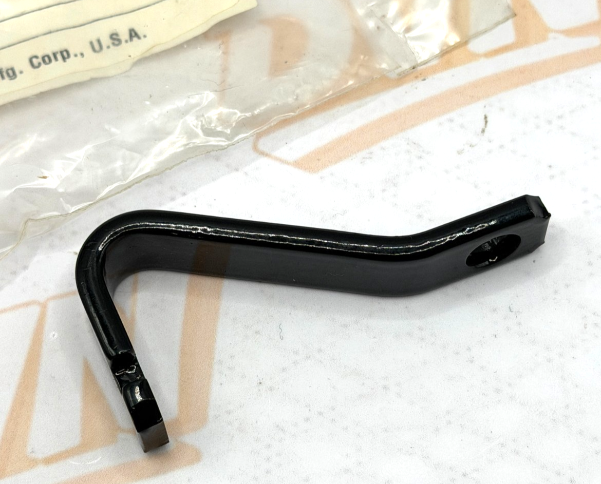 KAWASAKI OEM TAIL GATE HOOK KAF540 KAF540 KAF620 27012-1406