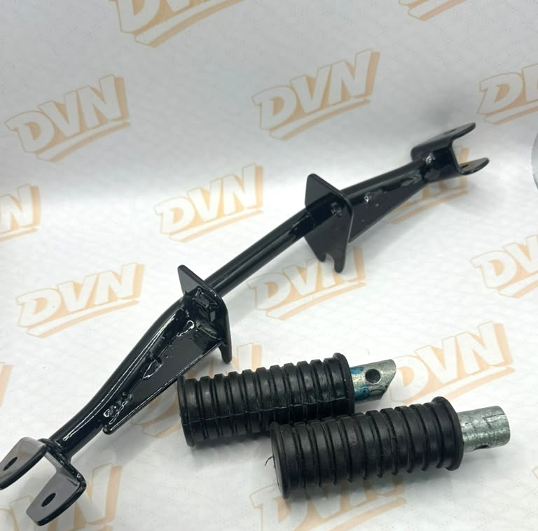 NOS GENUINE   SUZUKI B105P CENTER STAND - FOOTREST