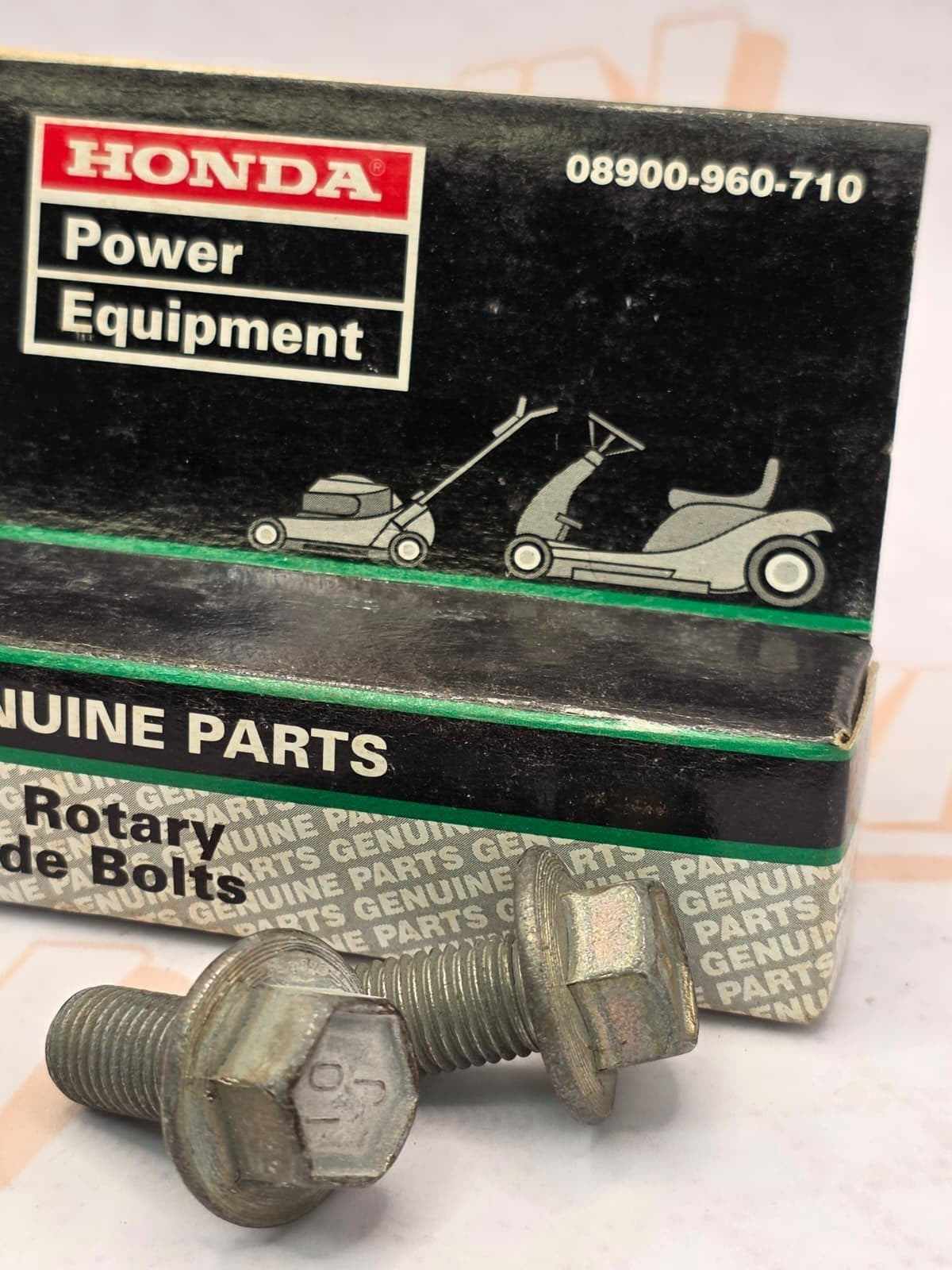 NOS Honda Lawn Mower 21" Rotary Blade 10X20 Hex Bolts 08900-960-710 Qty 2