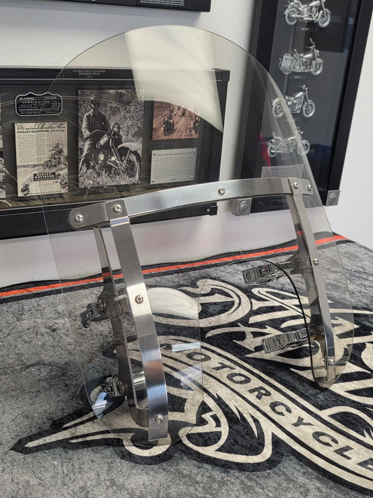 OEM Harley Davidson BREAKOUT Quick-Release Windshield