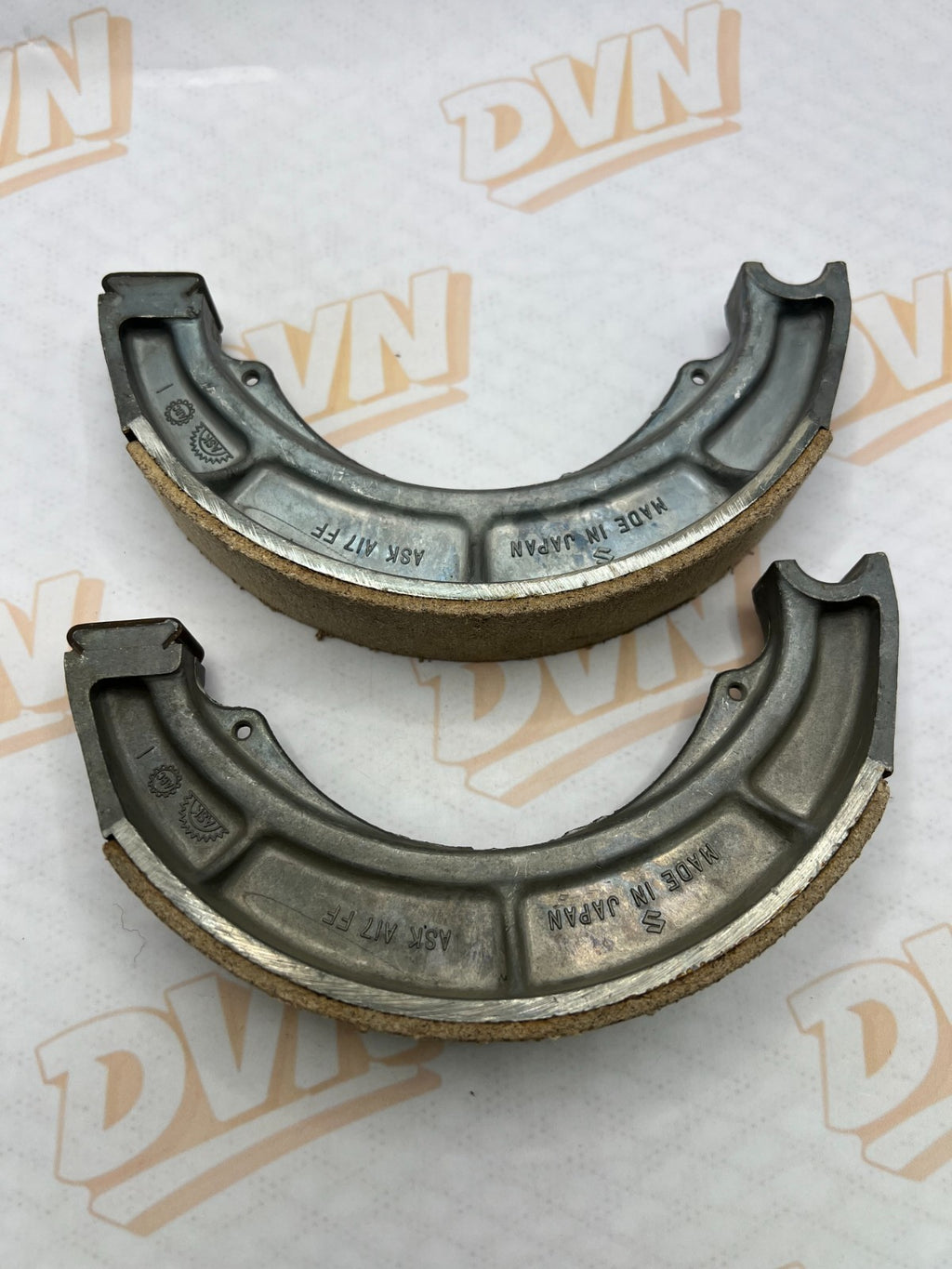 New OEM Suzuki 64410-40300 Brake Shoe NOS