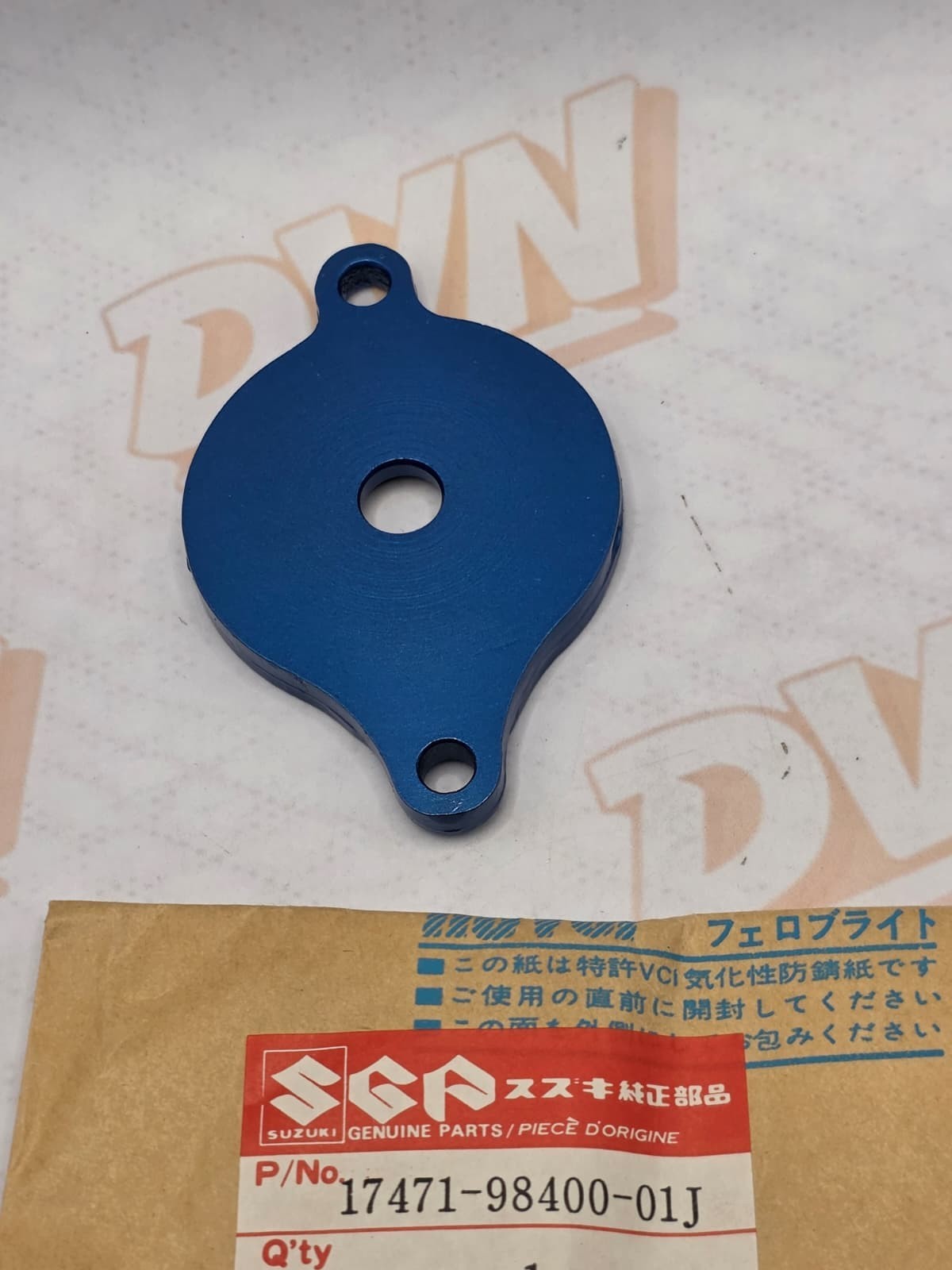 NEW OEM SUZUKI OUTBOARD 17471-98400-01J  Cover, Pump Case