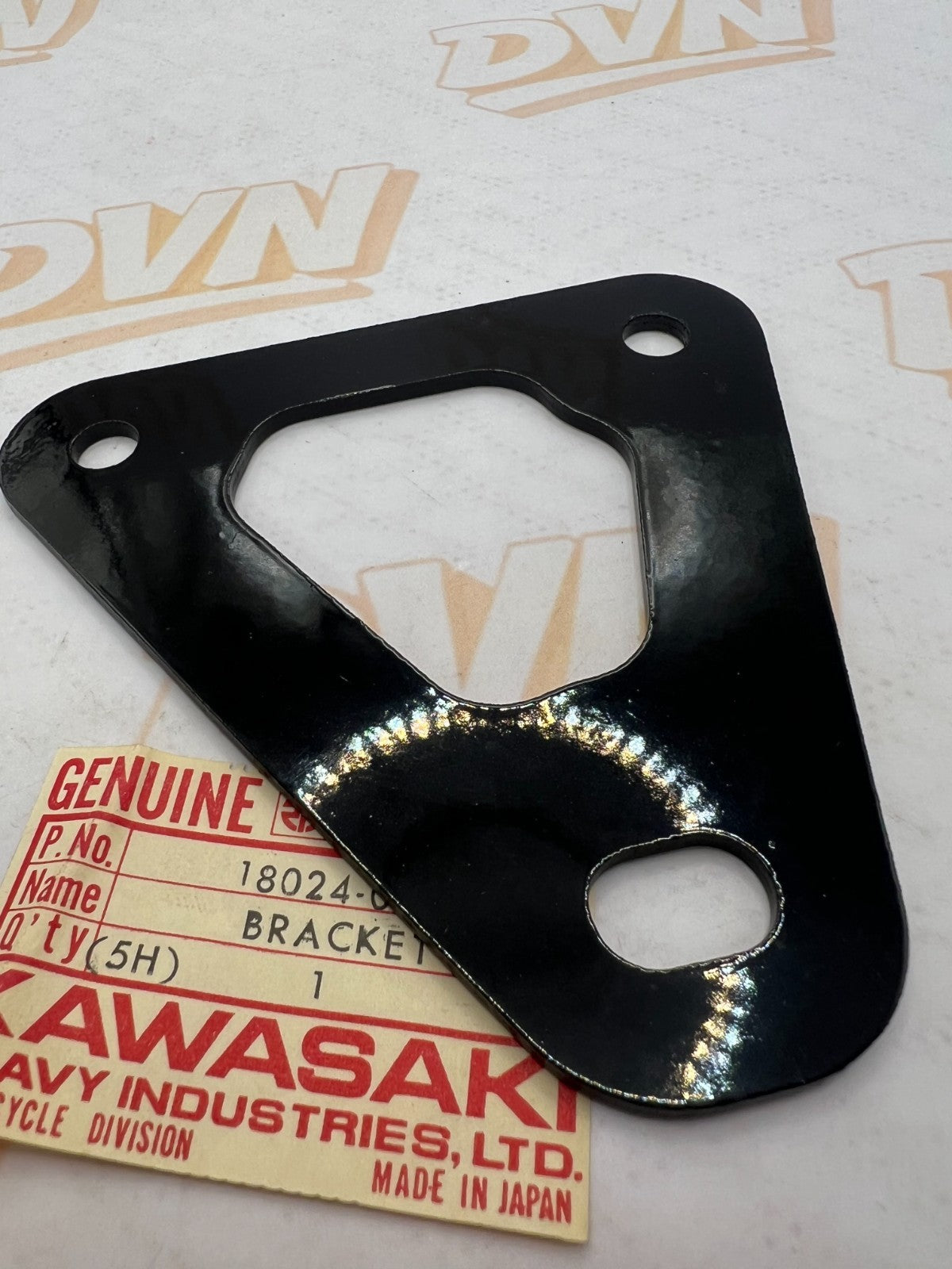 1 Genuine 1976-1979 Kawasaki KZ750 Exhaust System Bracket KZ 750 Part OEM Stock