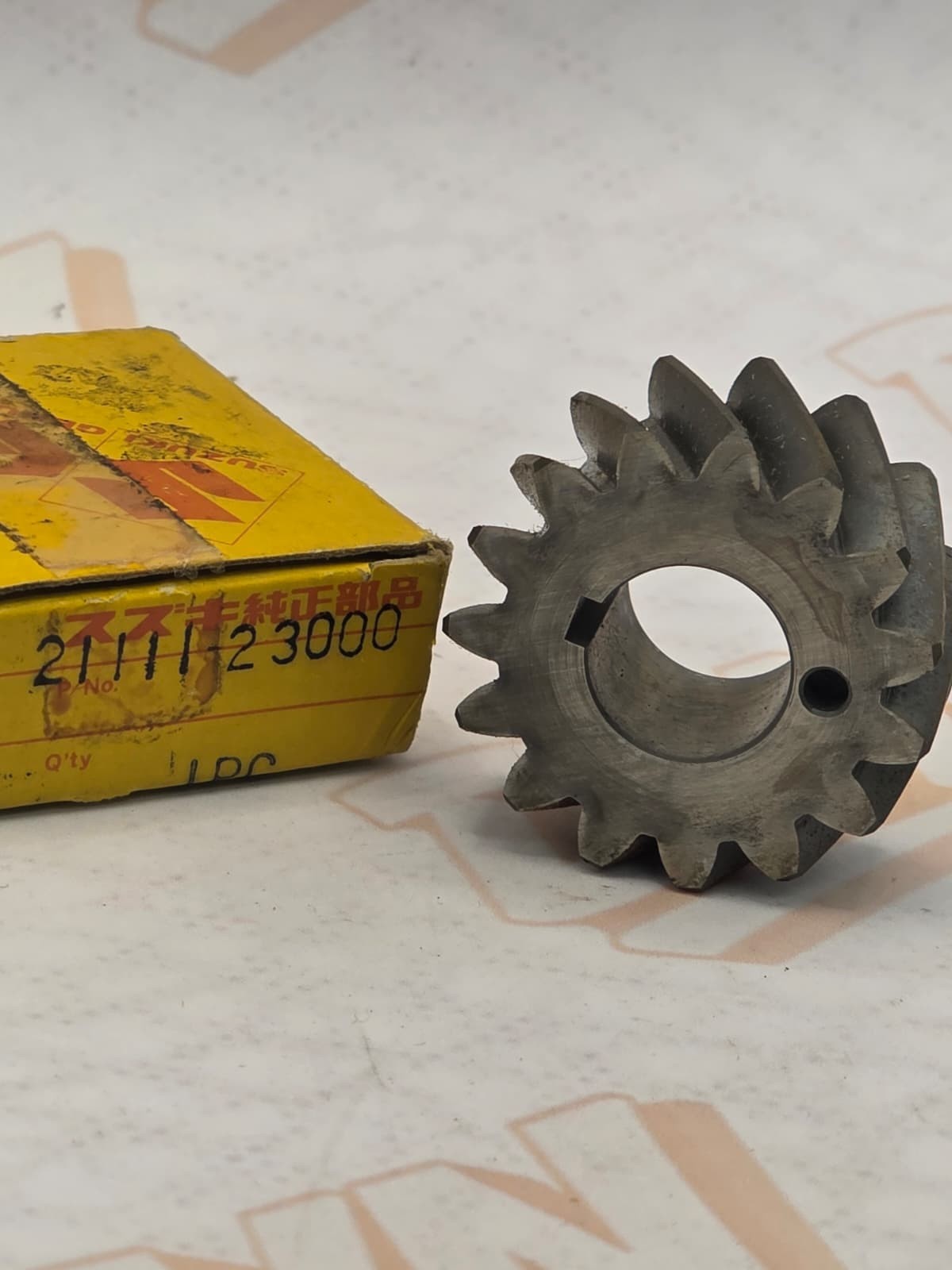 Suzuki NOS RV90 1972-1977 Primary Drive Gear 21111-23000
