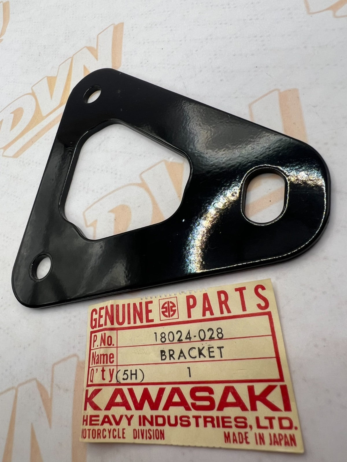 1 Genuine 1976-1979 Kawasaki KZ750 Exhaust System Bracket KZ 750 Part OEM Stock