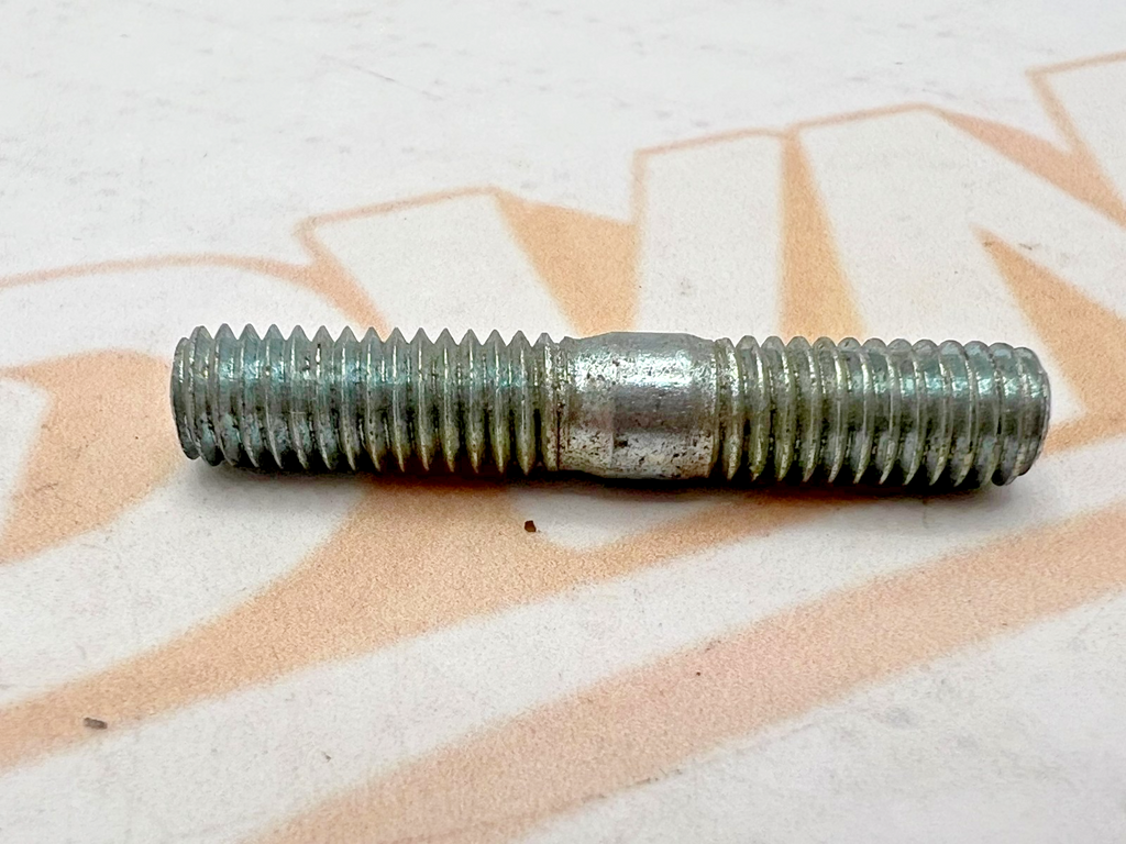 Suzuki CARB STUD BOLT 09108-06002 OEM NEW