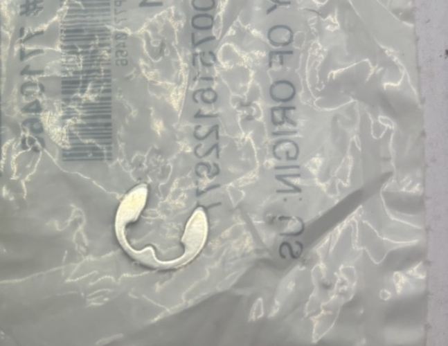 New OEM 7710466 Polaris E-Clip NOS