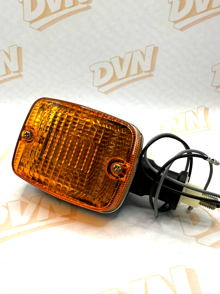 Suzuki 35601-44124-999 Front Turn Signal Lamp New Genuine