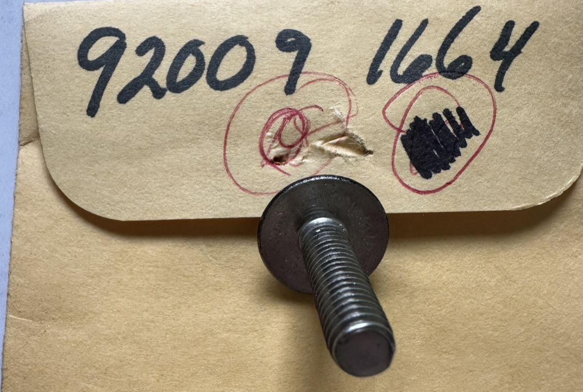 OEM Kawasaki 92009-1664 Screw NOS