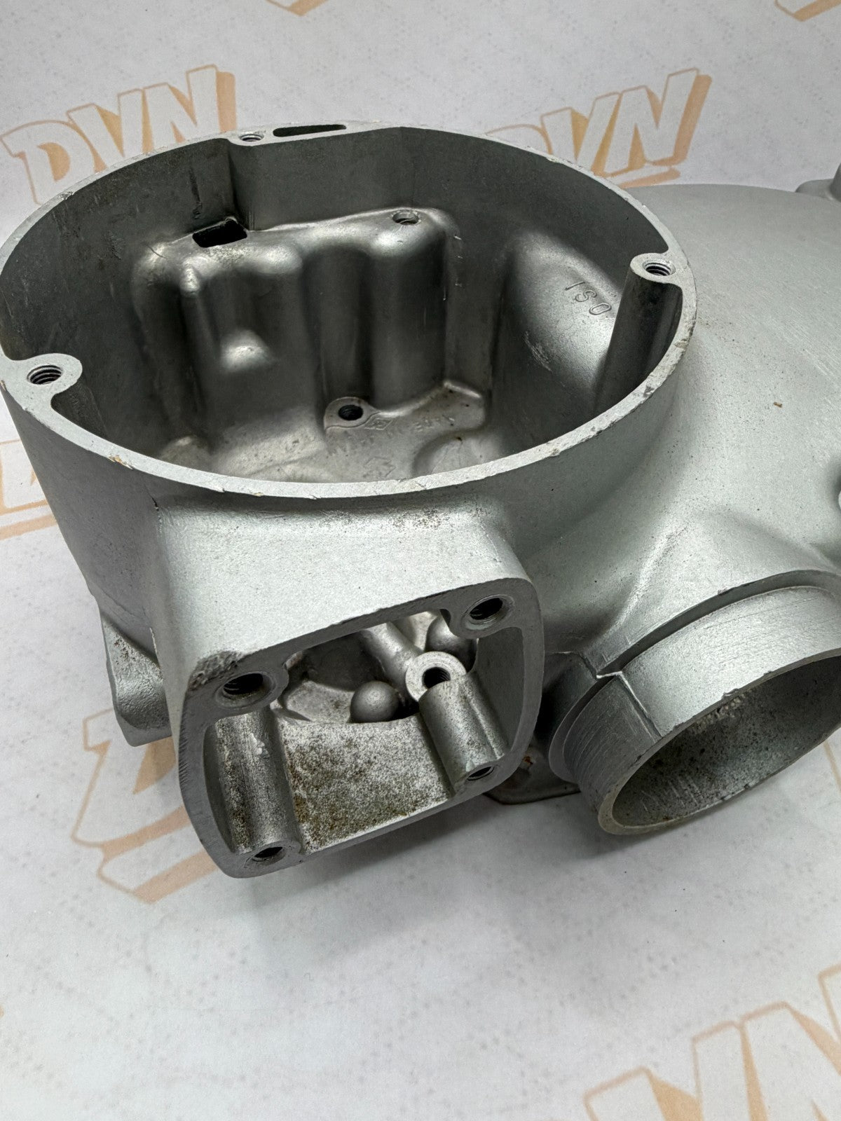 NOS SUZUKI RV90 OUTER CLUTCH COVER RIGHT SIDE OEM NOS 1972-1977