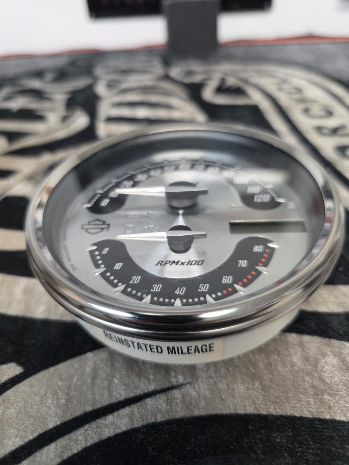 CVO Road KING Harley Davidson Touring Speedo Gauge Instrument (PN121272) 4722MPH