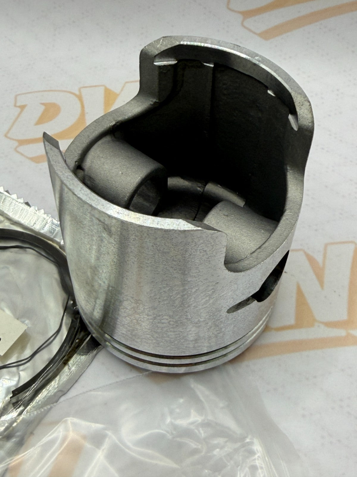 Suzuki 1977-1981 TS185 Piston and Ring Set 1.0mm Oversize 65mm