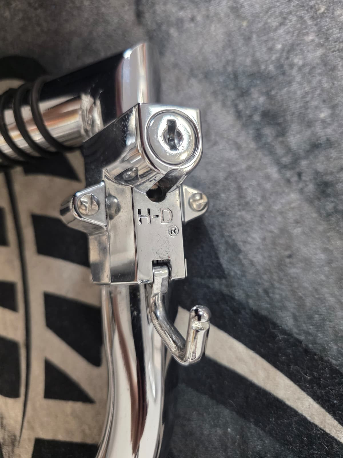 Engine Guard 07-09 Harley Davidson FXSTSSE CVO Softail Springer, BREAKOUT 13-14