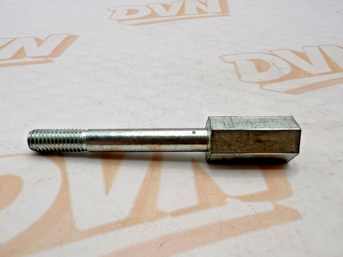 SUZUKI NOS OEM BOLT, FRAME COVER RH 47151-27000