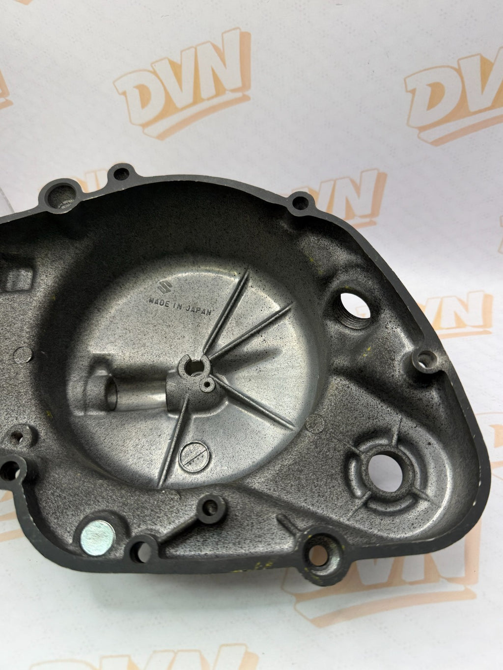 NOS 1975 Suzuki TC125 OEM Clutch Cover Engine Side Cover Assy 11300-28860