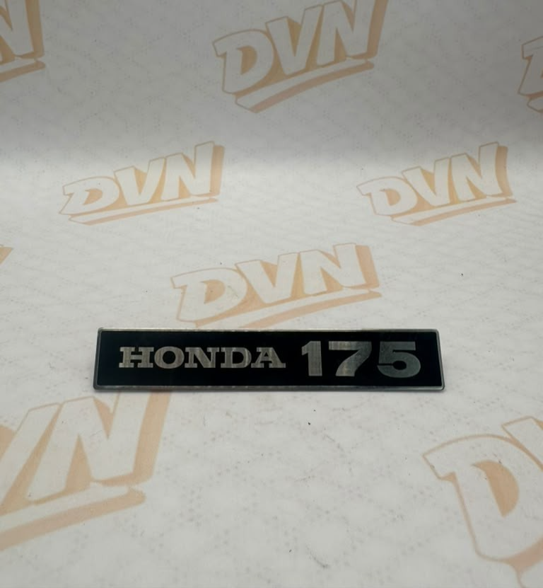 Honda NOS side cover emblem badge  87128-237-670