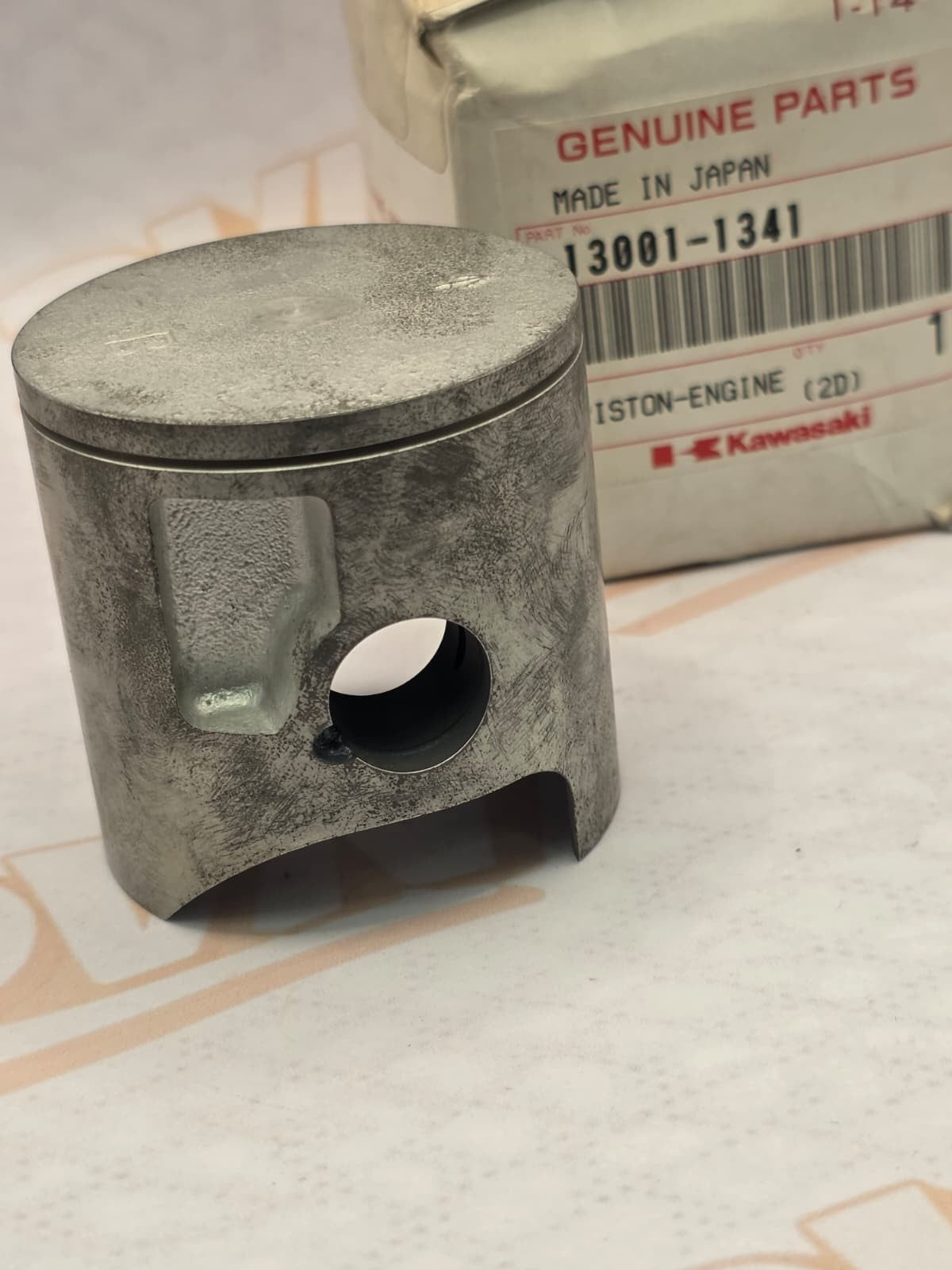 KAWASAKI GENUINE KX125 KX125 H2 91 PISTON  13001-1341 NOS
