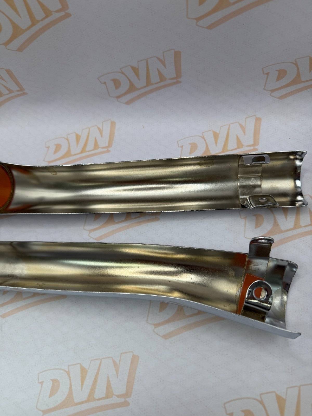 SUZUKI GS500E GS550 GS650E '81-83 NEW ORIGINAL MUFFLER COVER RIGHT AND LEFT
