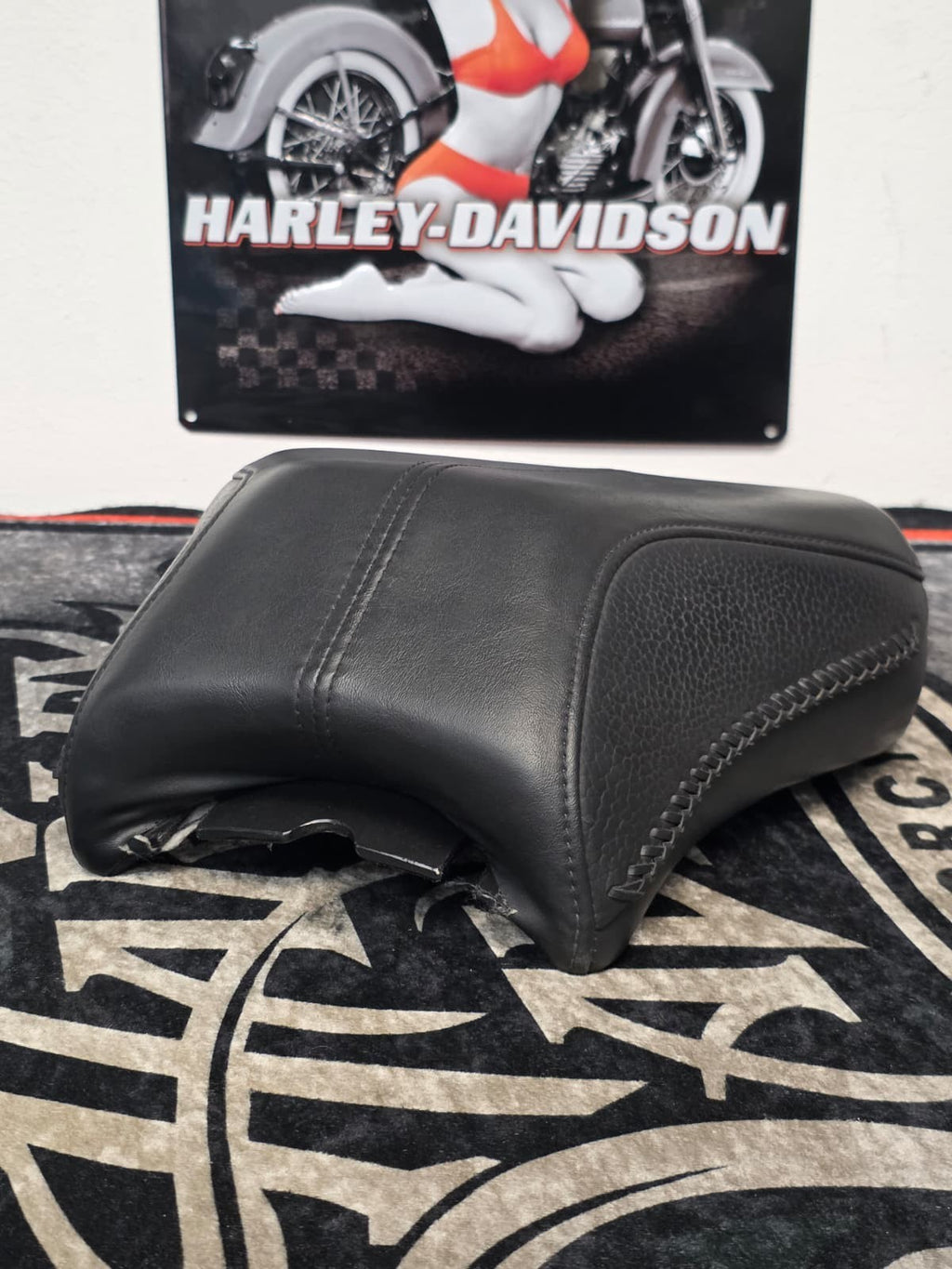 05-17 Harley-Davidson Heritage,deluxe,Softail models Passenger Pillion Seat OEM