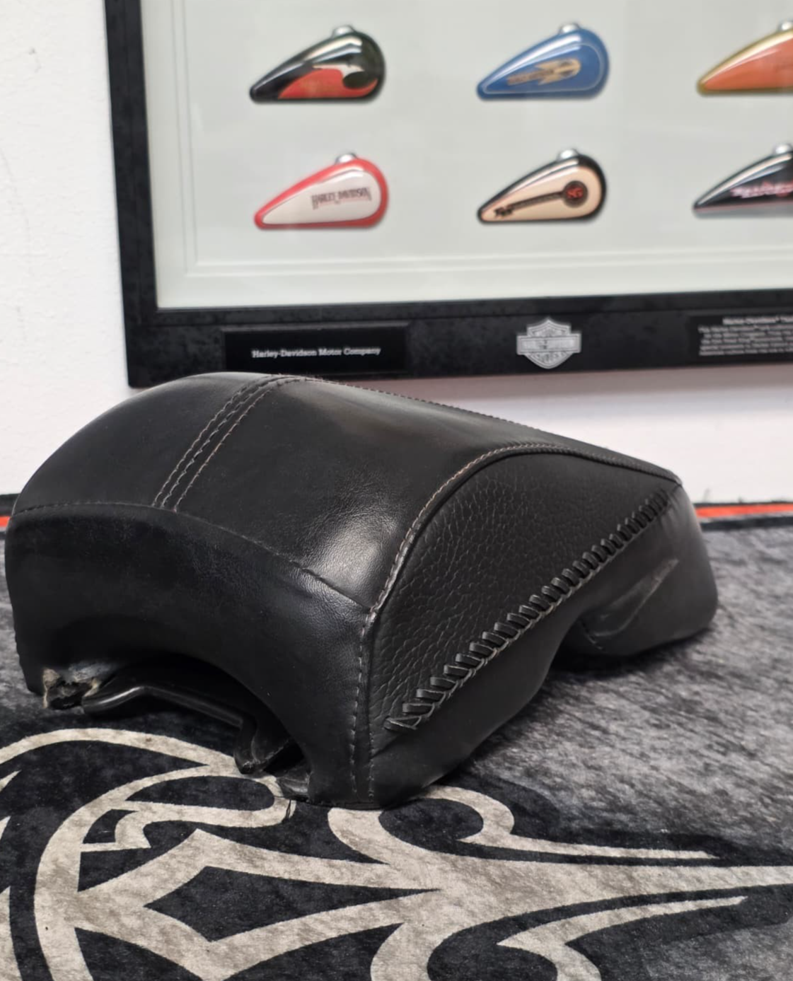 05-17 SOFTAIL DELUXE Harley Davidson  Passenger Seat FLSTN