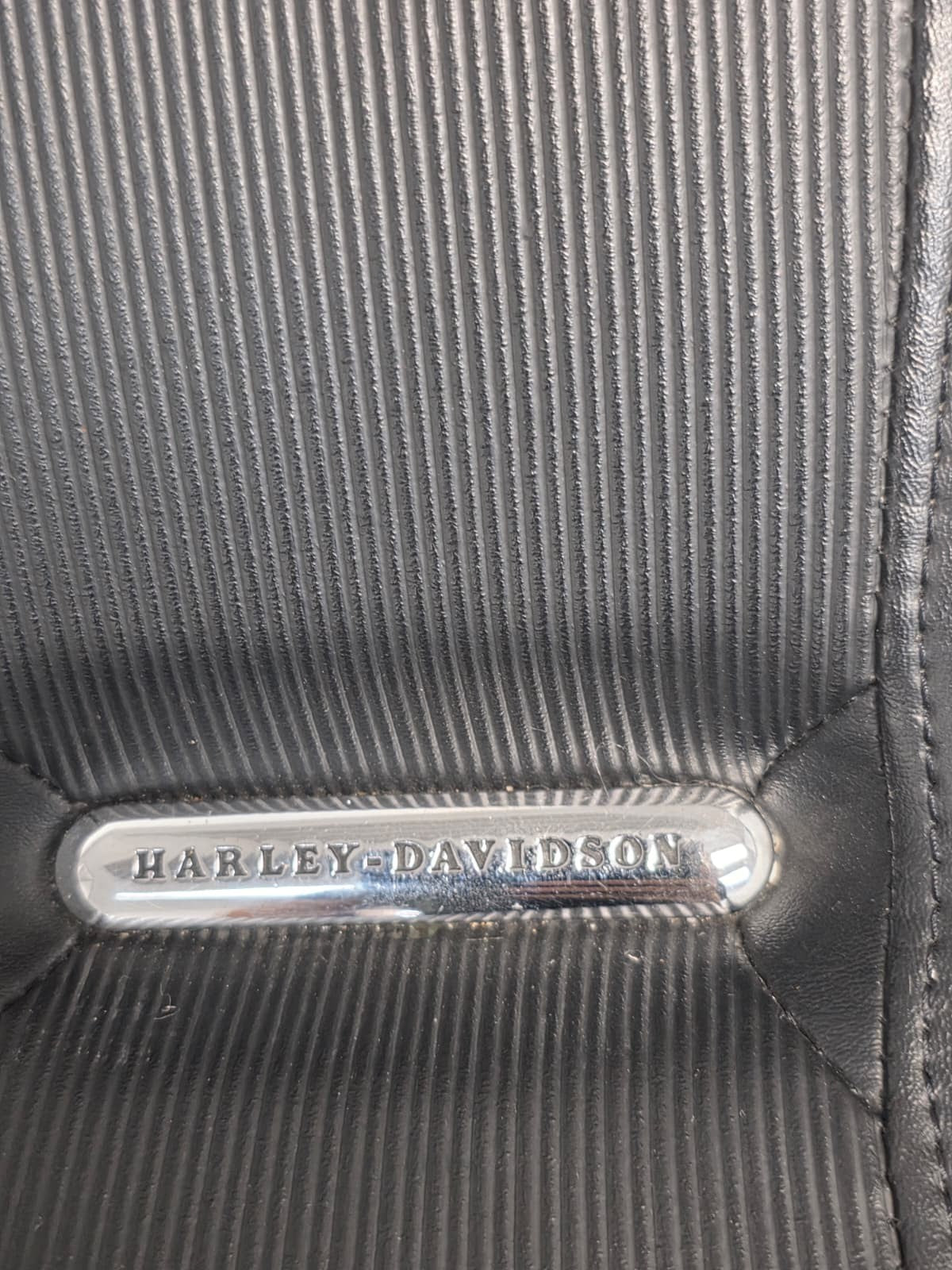 Harley Davidson sundowner seat softail BREAKOUT  13-17 OEM