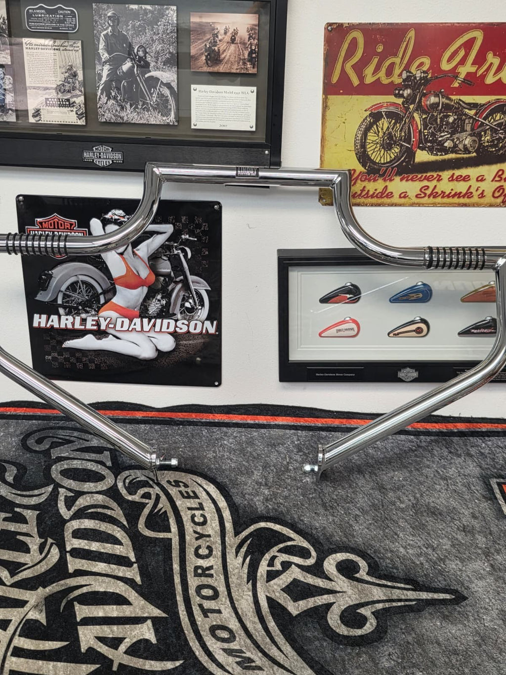 Engine Guard 07-09 Harley Davidson FXSTSSE CVO Softail Springer, BREAKOUT 13-14