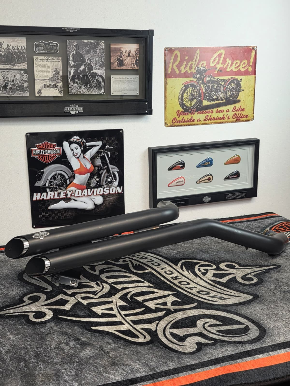 07-09 HARLEY DAVIDSON SOFTAIL VANCE AND HINES springer crossbone exhaust system